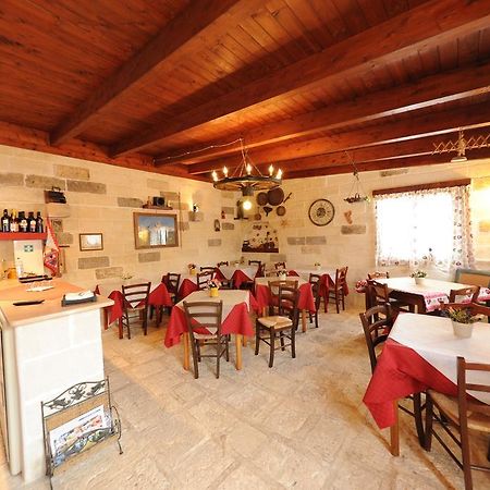 B&B Il Giardino Degli Ulivi Торе Санта Сабина Екстериор снимка